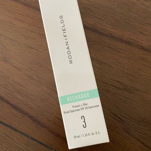💎NWT💎 Rodan and Fields Recharge Protect and Blur SPF 30